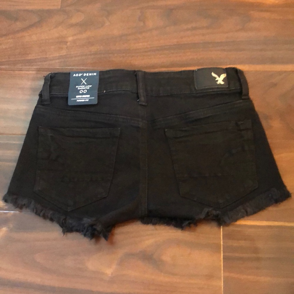 Shorts - Picture 2 of 4